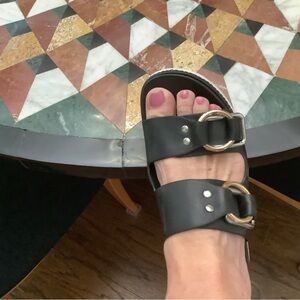 2 pair of sandals EUC all size 9 BATCH PRICE FOR BIG SAVINGS